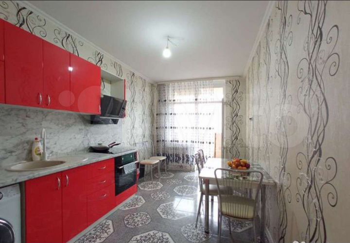 3-к. квартира, 106 м², 10/16 эт.