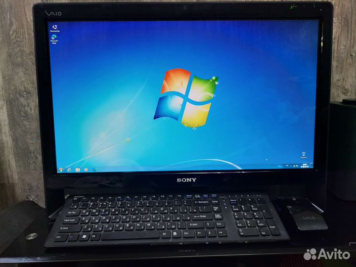Моноблок sony vaio vpcl14m1r