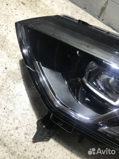 Фара Renault Koleos