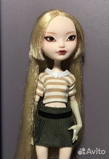 Ооак ever after high Эппл Уайт