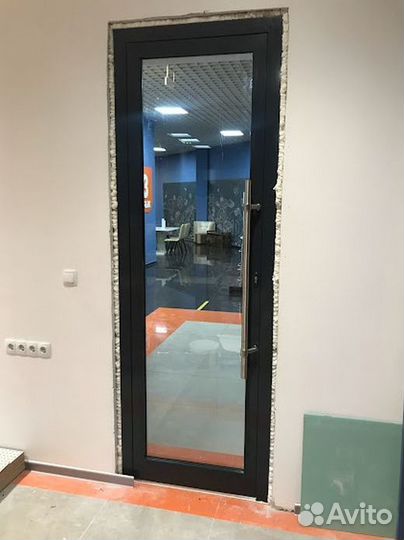 Остекление пластиковыми и алюминиевыми окнами под