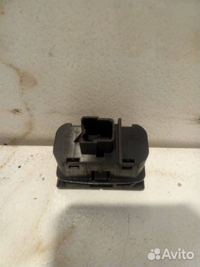 Кнопка антипробуксовочной системы Ford Mondeo