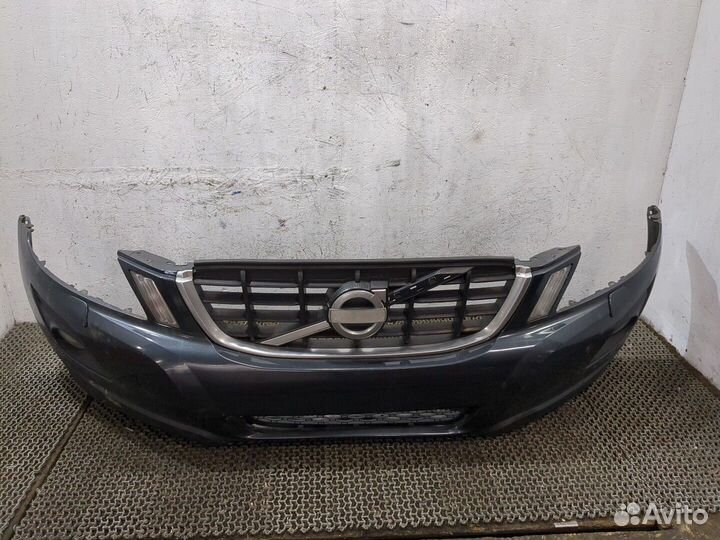 Решетка радиатора Volvo XC60, 2010