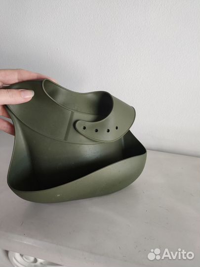 Нагрудник силиконовый для кормления