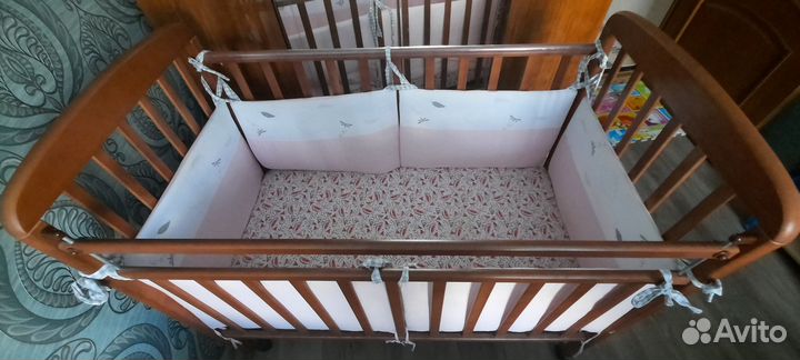 Бортики в детскую кроватку для девочки