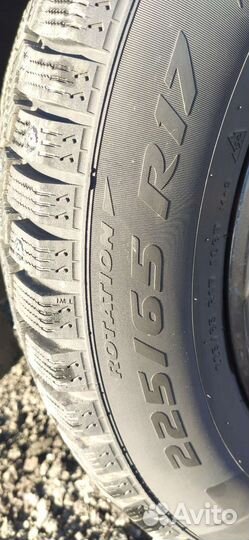 Pirelli Ice Zero 225/65 R17