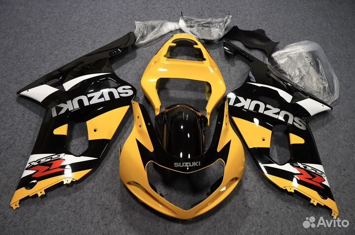 Комплект пластика на Suzuki GSX-R600/750 2000-2003