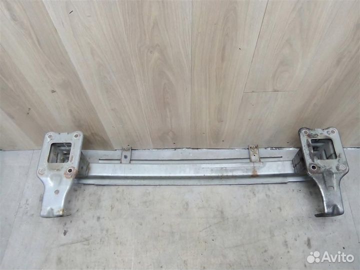 Усилитель переднего бампера от Ford Mondeo IV 200