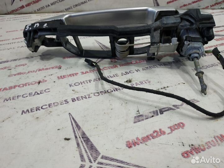 Ручка двери W210 Mercedes рест (комплект)