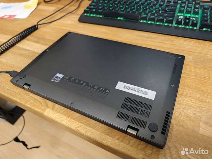 Lenovo thinkpad x1 carbon Gen 2 i5 8/256g