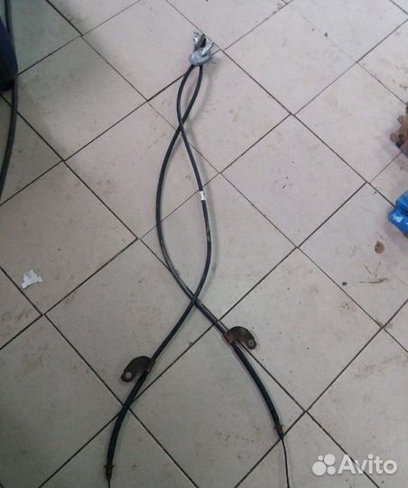 Тросик ручника Chevrolet Aveo T300