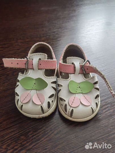 Сандали для девочки