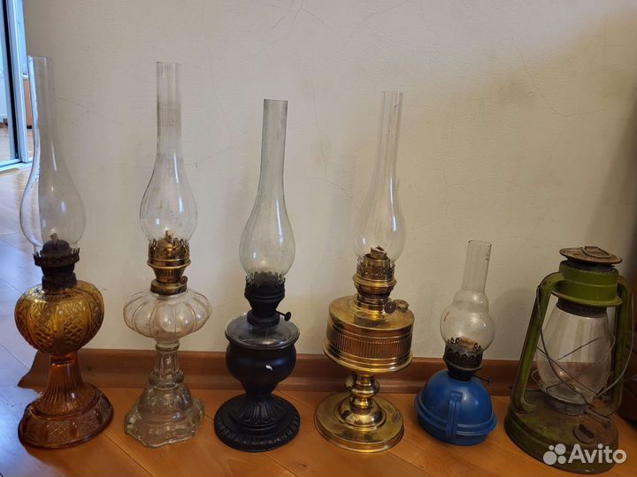 Старинная керосиновая лампа