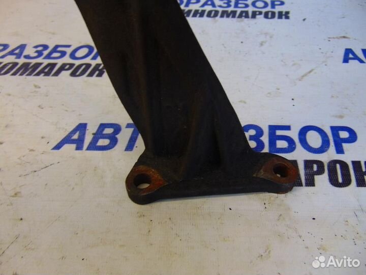 Кронштейн кпп для Toyota Cresta 5 1996-2001г