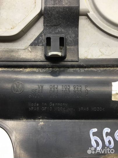 Крышка двигателя декоративная Volkswagen Passat CC 2008-2017