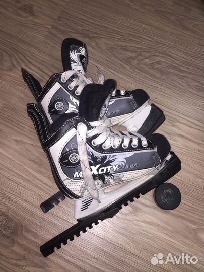 Коньки хоккейные 35 размер