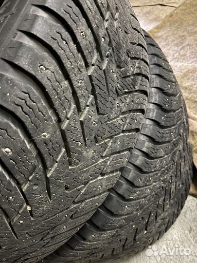 Nokian Tyres Hakkapeliitta 8 285/60 R18