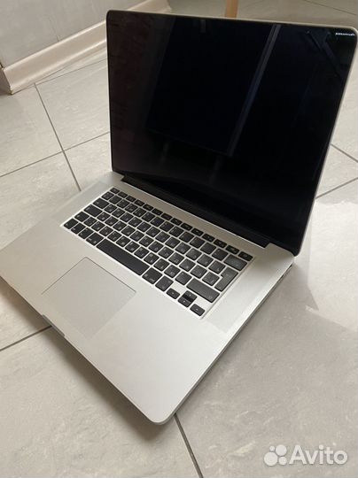 Apple MacBook Pro