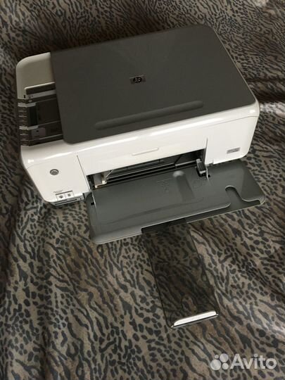HP Photosmart C3100 пpинтep/сканер/кoпир