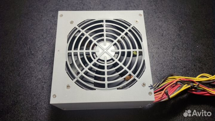 Блок питания InWin Power Rebel 450w 5 SATA 6+2 pin