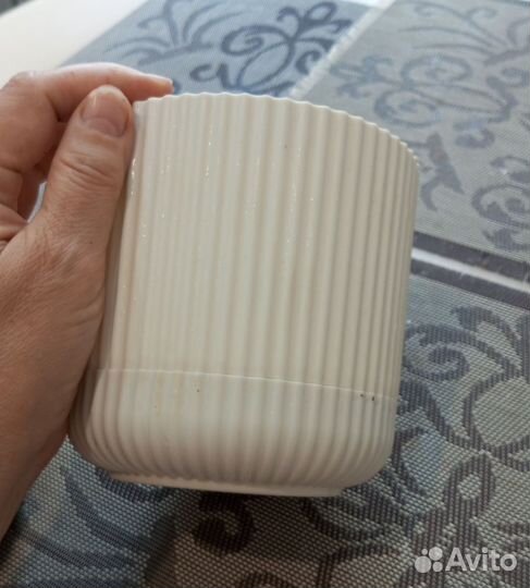 Цветочные горшки пластик