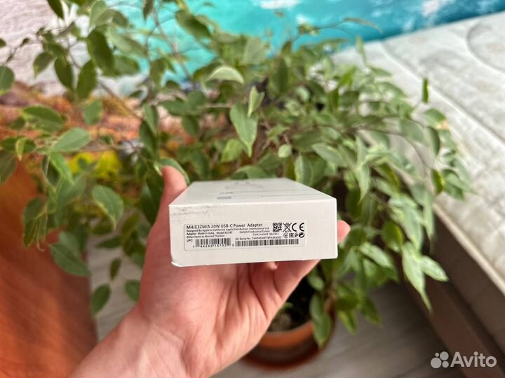 Комплект быстрая зарядка на iPhone блок и шнур