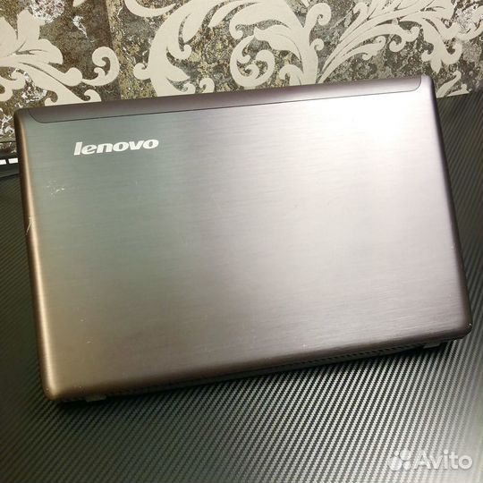 Ноутбук Lenovo/i5/GeForce/озу8гб/SSD на 480 гб