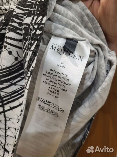 Alexander mcqueen футболка