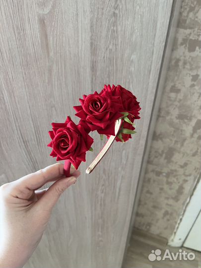 Ободок с цветами для девочки