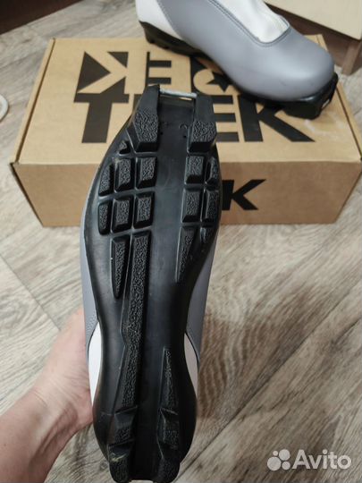 Лыжные ботинки trek