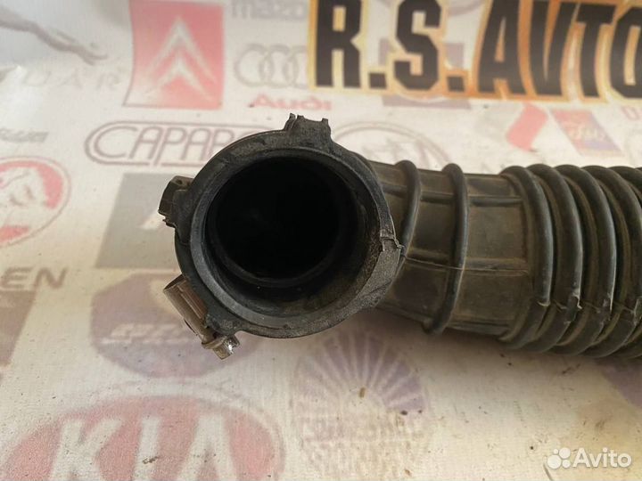 Патрубок воздушного фильтра audi Q5 8R