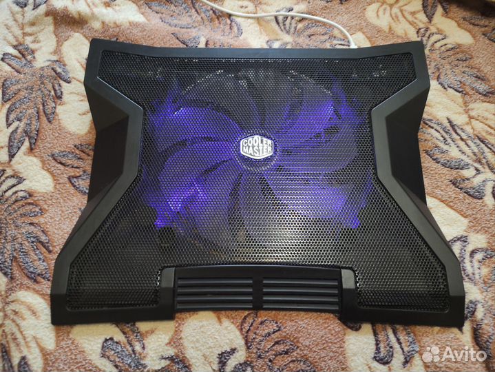 Подставка с охлаждением для ноутбука