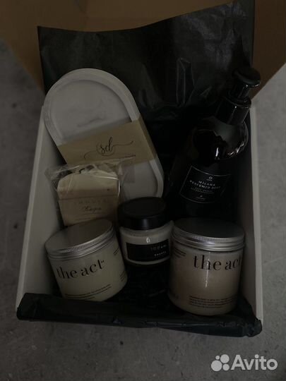 Подарочный бокс