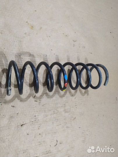 Пружина задняя задняя Ford Focus 3 седан 1.6