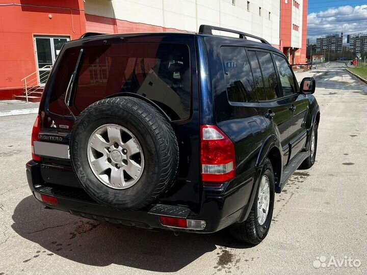 Mitsubishi Montero 3.8 AT, 2003, 251 584 км