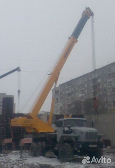 Автокран урал 25т 30.7м
