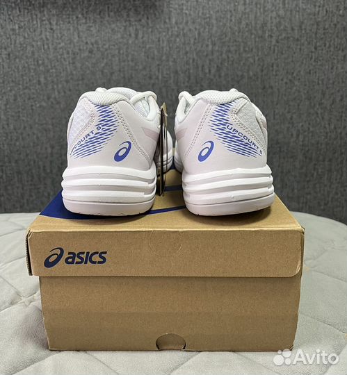 Волейбольные кроссовки asics upcourt 5