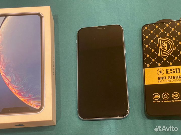 iPhone Xr, 64 ГБ