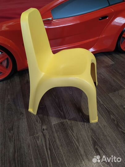 Детский стол и стул