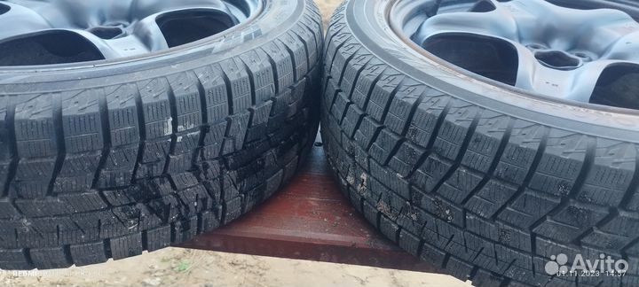 Yokohama Ice Guard IG60 215/50 R17