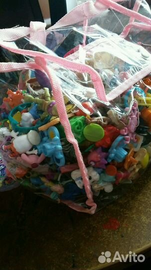 Коллекция мелких игрушек