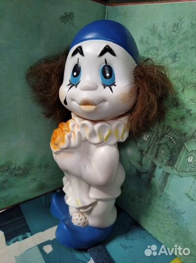 Редкий винтажный резиновый Пьеро дзи (Донецк)