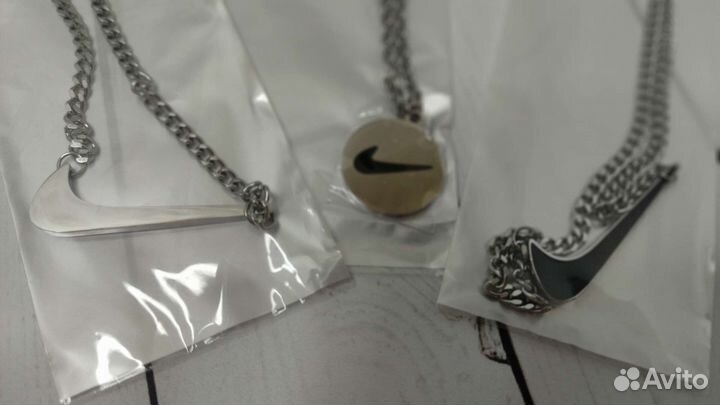 Медальон подвеска Nike металл