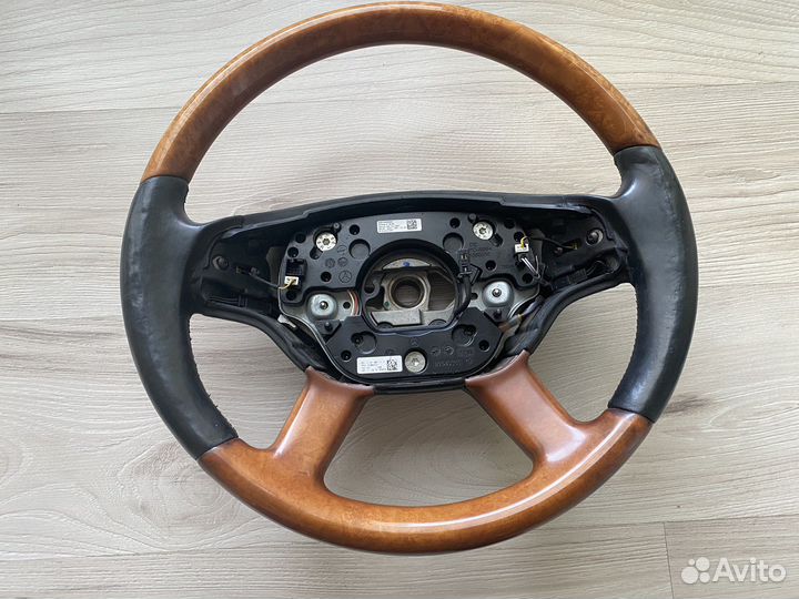 Руль mecedes w221 с подогревом дерево