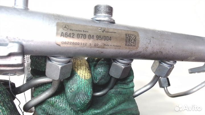 Рампа топливная Chrysler 300C, 2006