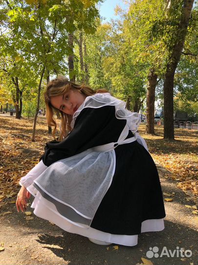 Белый школьный фартук