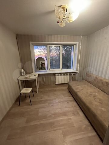 Комната 14 м² в 4-к., 5/5 эт.