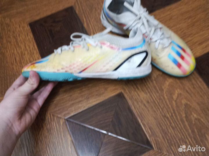 Бутсы сороконожки футбольные adidas (не оригинал)