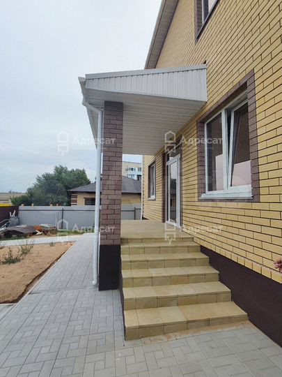 Коттедж 162,2 м² на участке 3,9 сот.