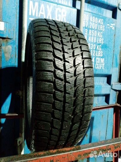 Bridgestone Blizzak LM-25 205/45 R17 84V